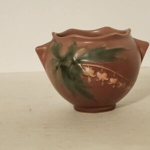 Roseville Pink Bleeding Heart Jardinere vase #651-3"